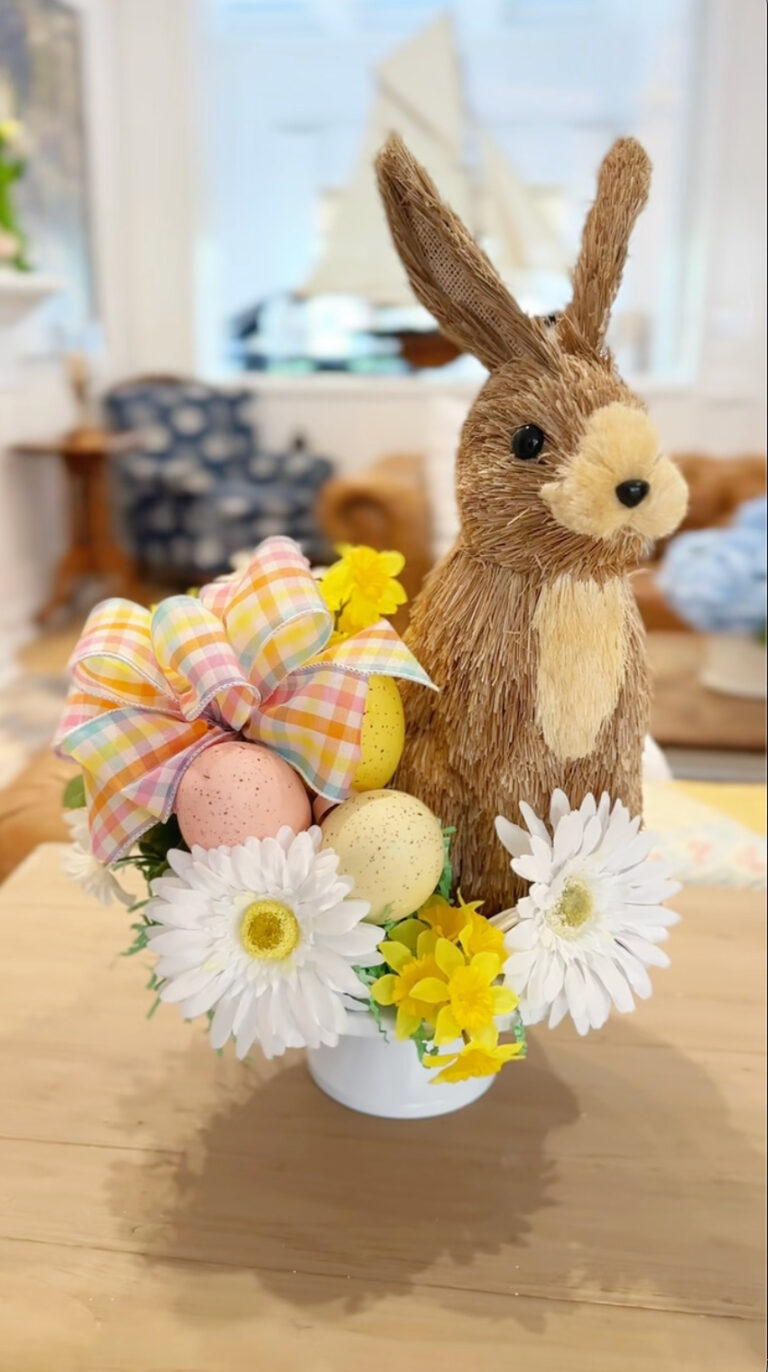 Elevate Your Easter Décor: A Charming Straw Bunny Display on a Cake Stand